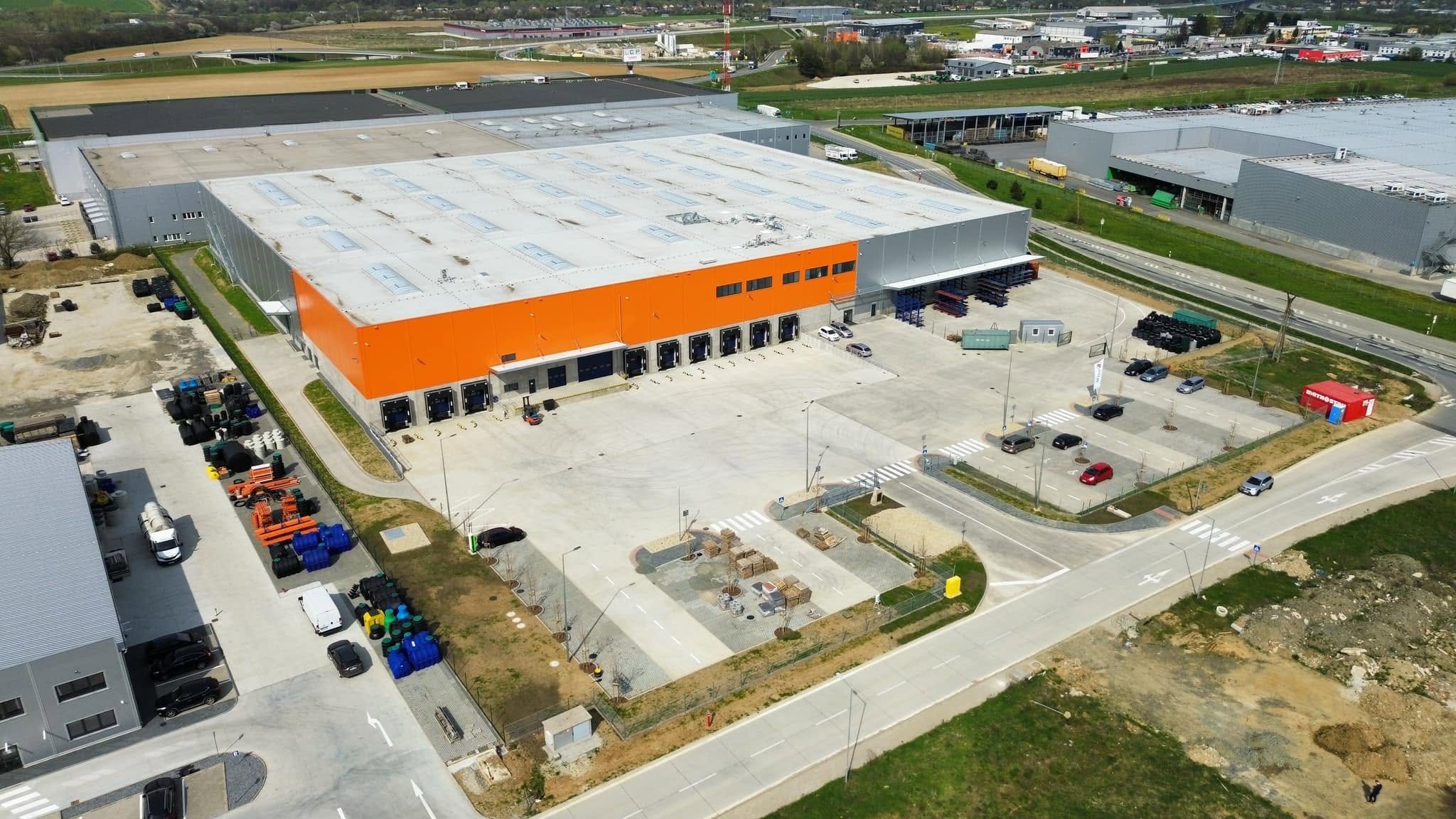 Logistické centrum firmy Ptaček
